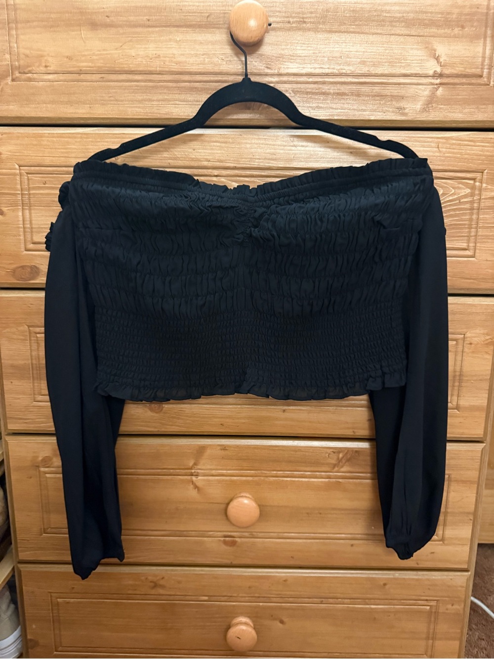 Abercrombie & Fitch Black Smocked Off-Shoulder Crop Top